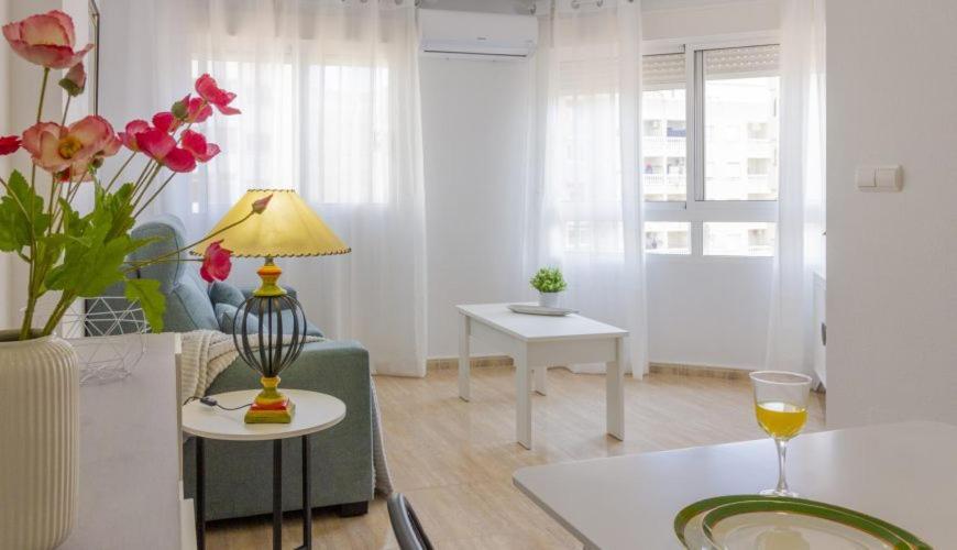 M&R Trini Beach, Parking Privado 托雷维耶哈 外观 照片